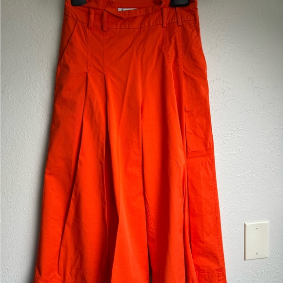 Costume - Picture 5 of 6